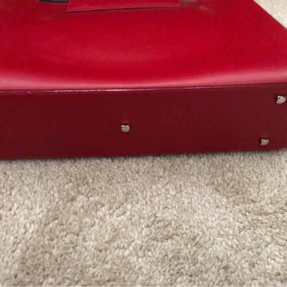 Salvatore Ferragamo Red Leather purse with round black handles. Rare find. - Picture 5 of 7